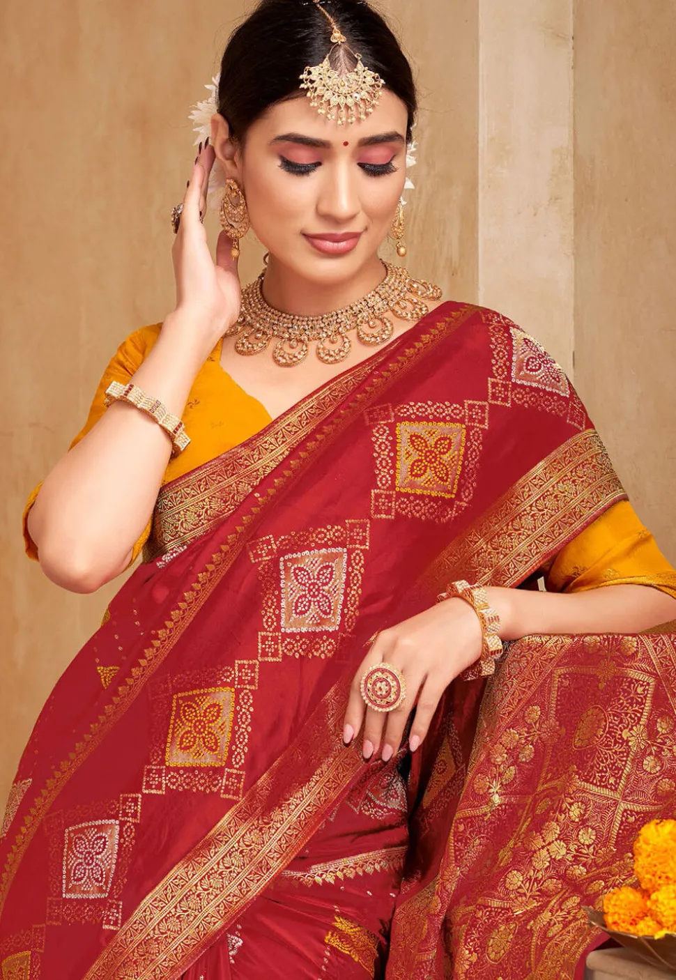 Woven Art Silk Saree in Maroon