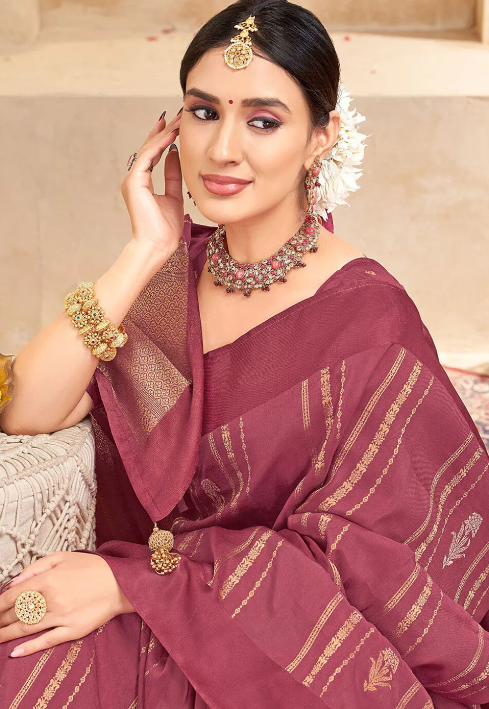 Woven Art Silk Saree in Old Rose