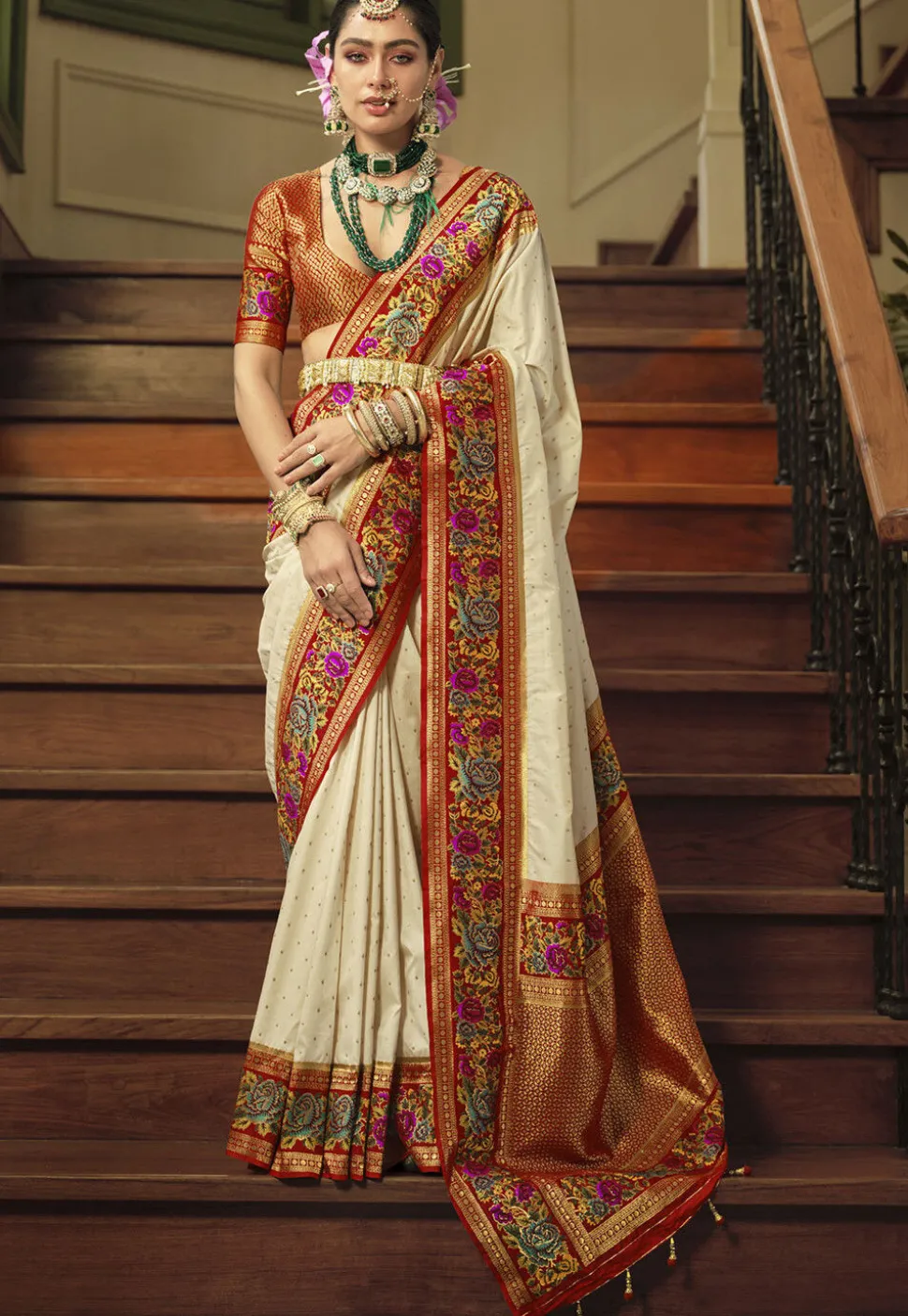 Woven Art Silk Saree in Off White