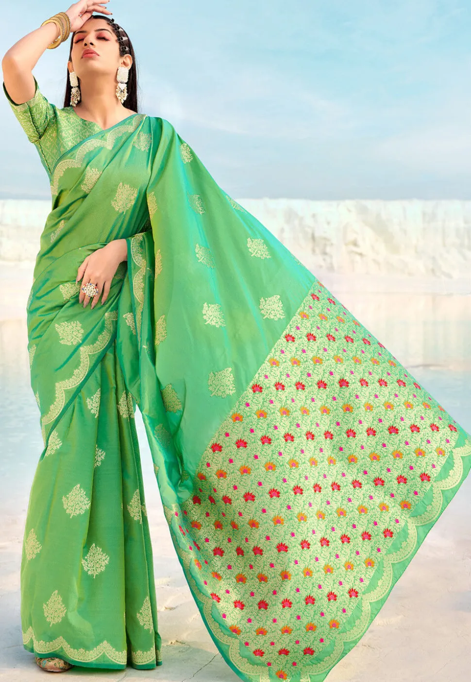 Woven Art Silk Saree in Pastel Green