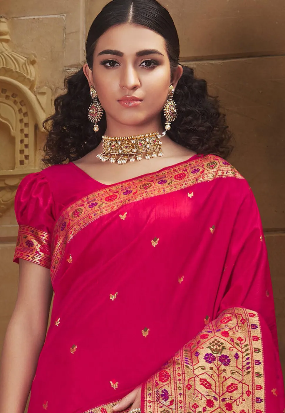 Woven Art Silk Saree in Pink