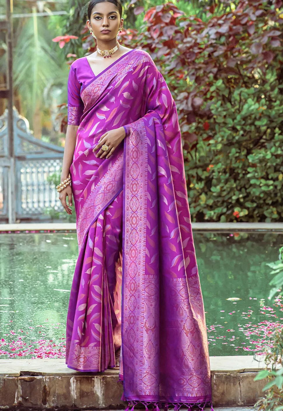 Woven Art Silk Saree in Purple