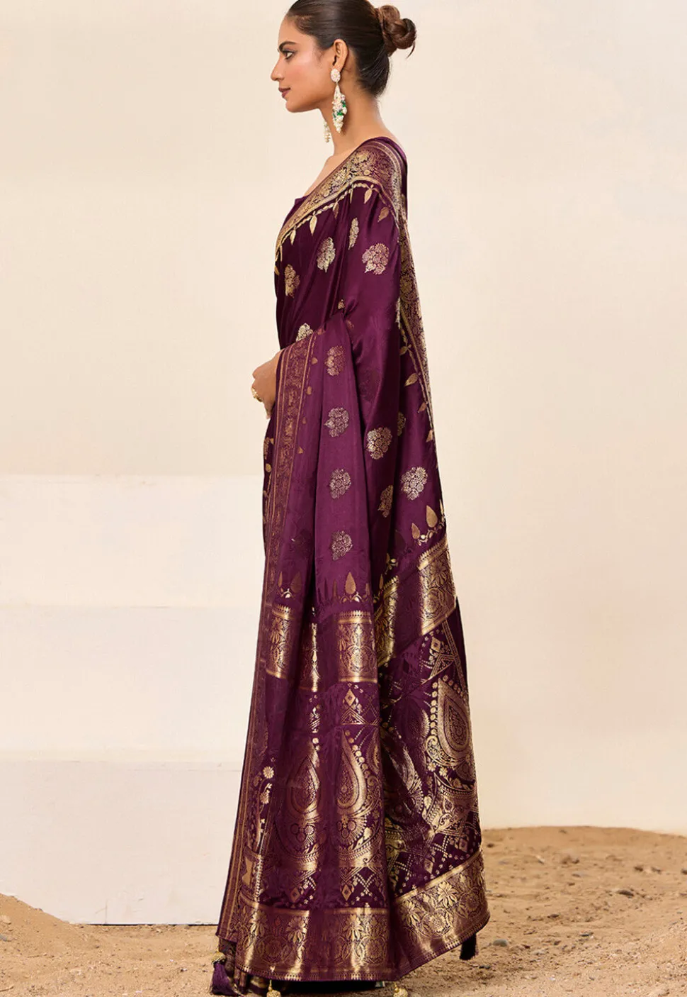 Woven Art Silk Saree in Purple