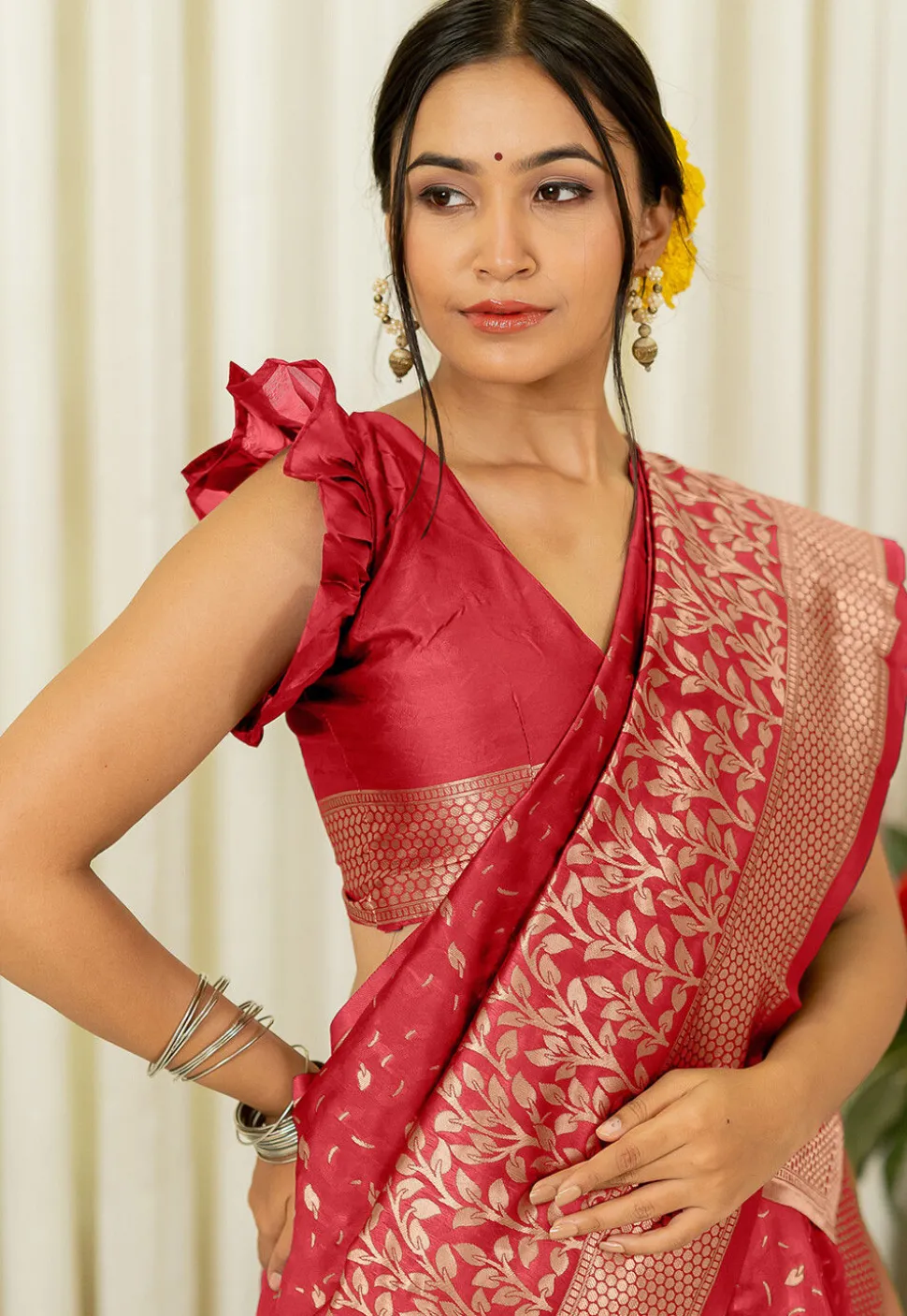 Woven Art Silk Saree in Red