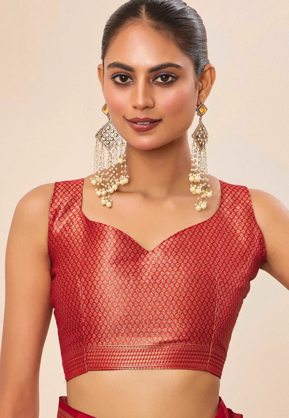 Woven Art Silk Saree in Red