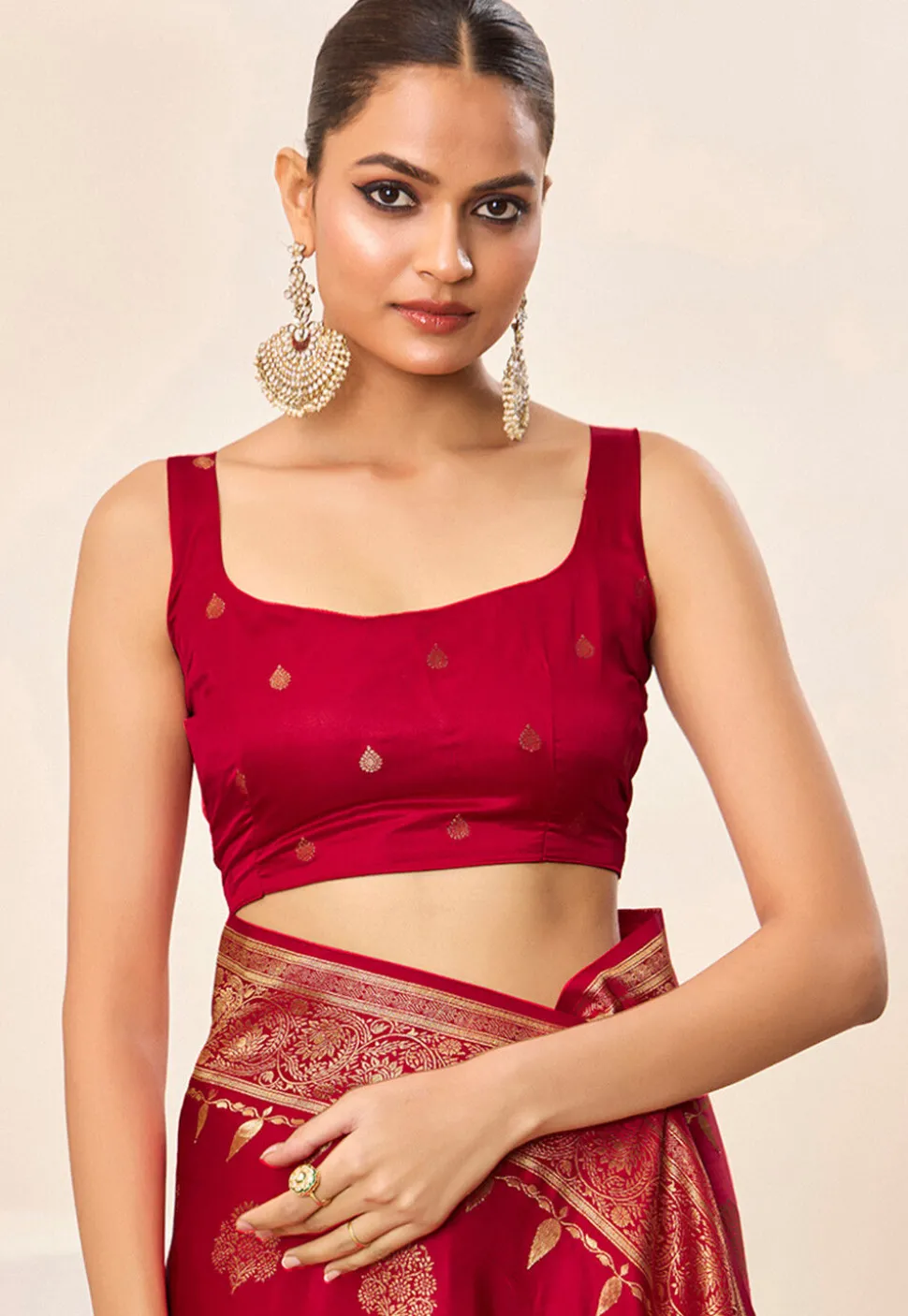 Woven Art Silk Saree in Red