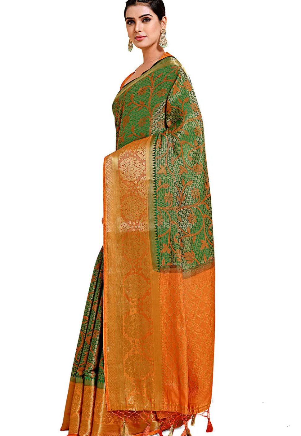 Woven Bangalore Silk Saree in Dark Green