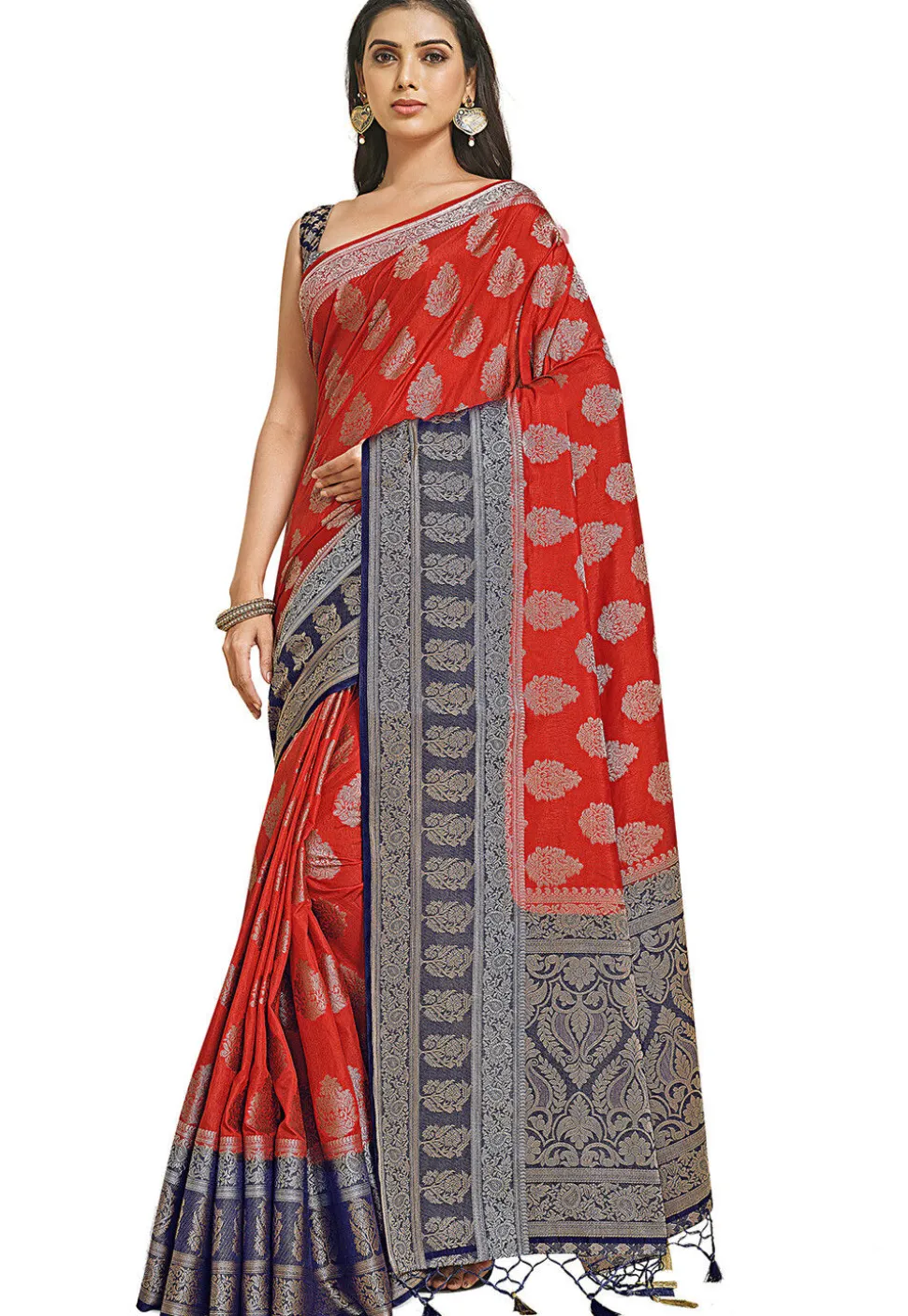 Woven Bangalore Silk Saree in Red