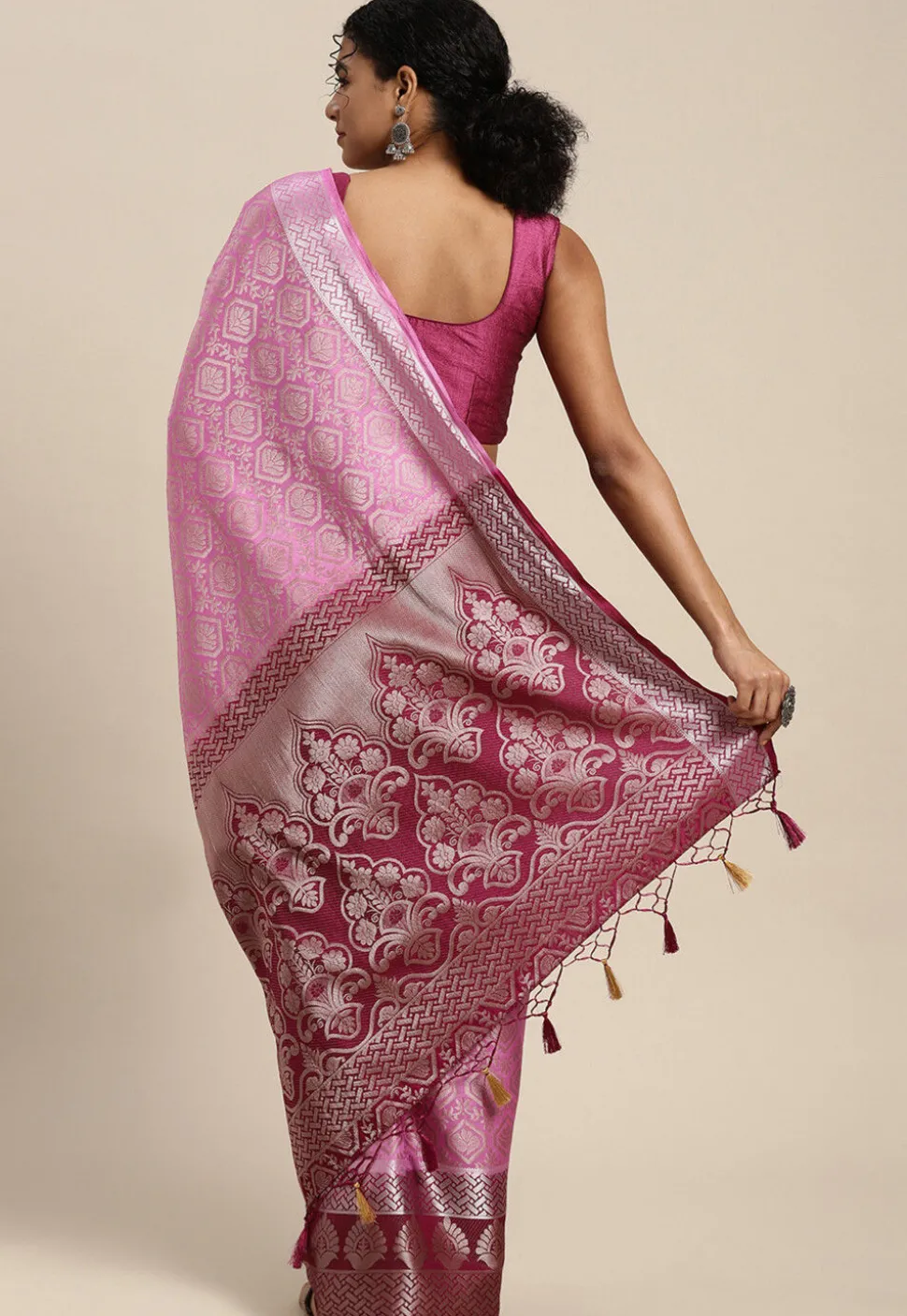 Woven Bangalore Silk Saree in Pink