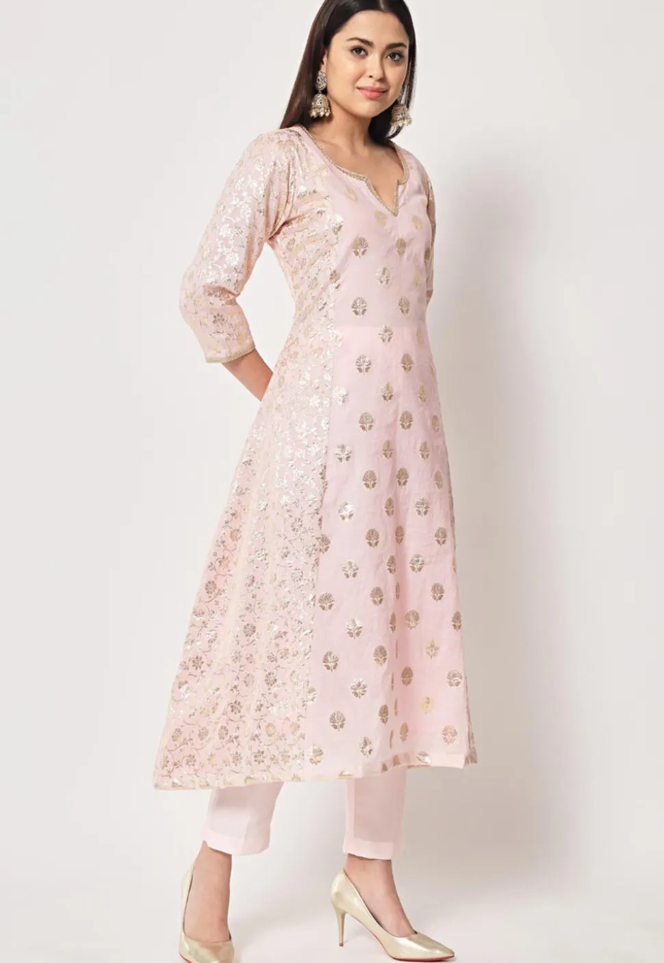 Woven Chanderi Silk Jacquard Pakistani Suit in Light Pink