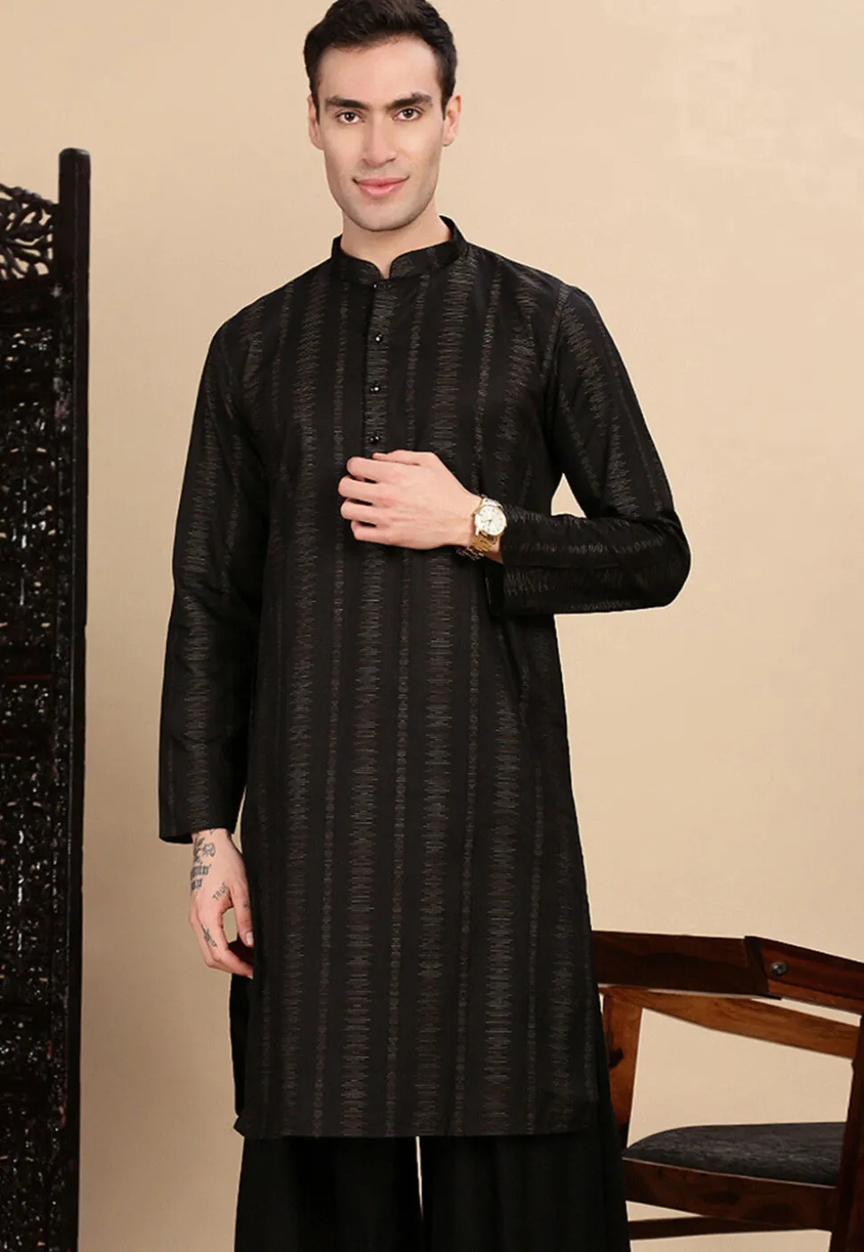 Woven Cotton Jacquard Kurta in Black