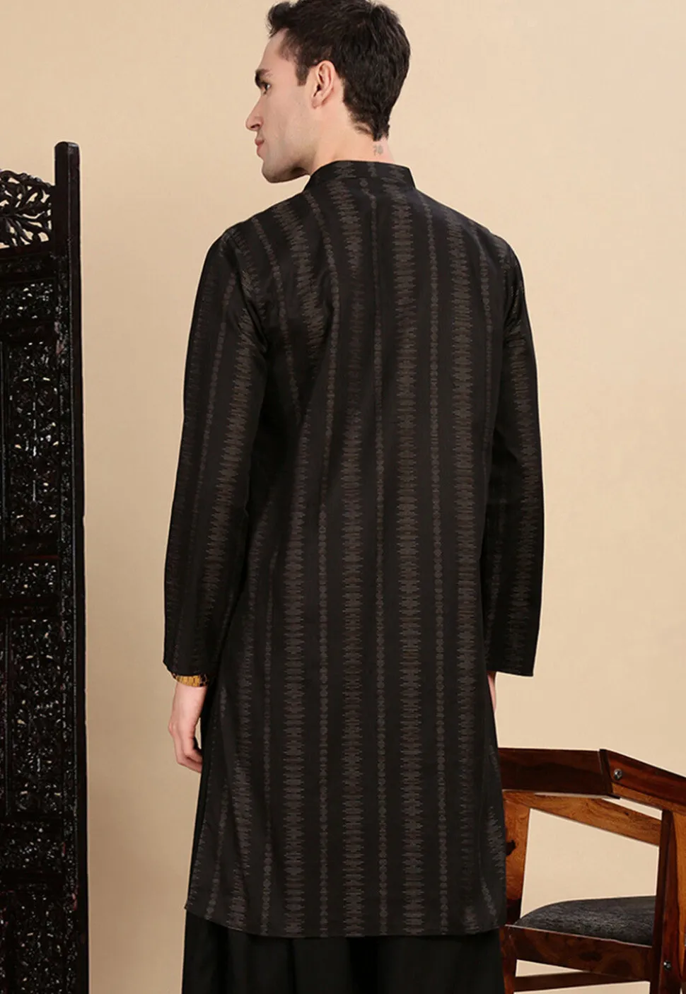 Woven Cotton Jacquard Kurta in Black