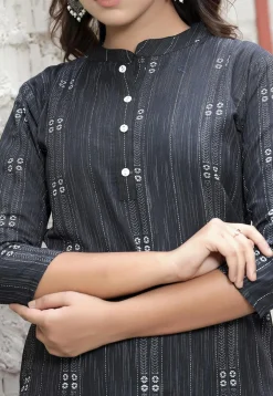 Woven Cotton Jacquard Straight Kurta in Charcoal Black