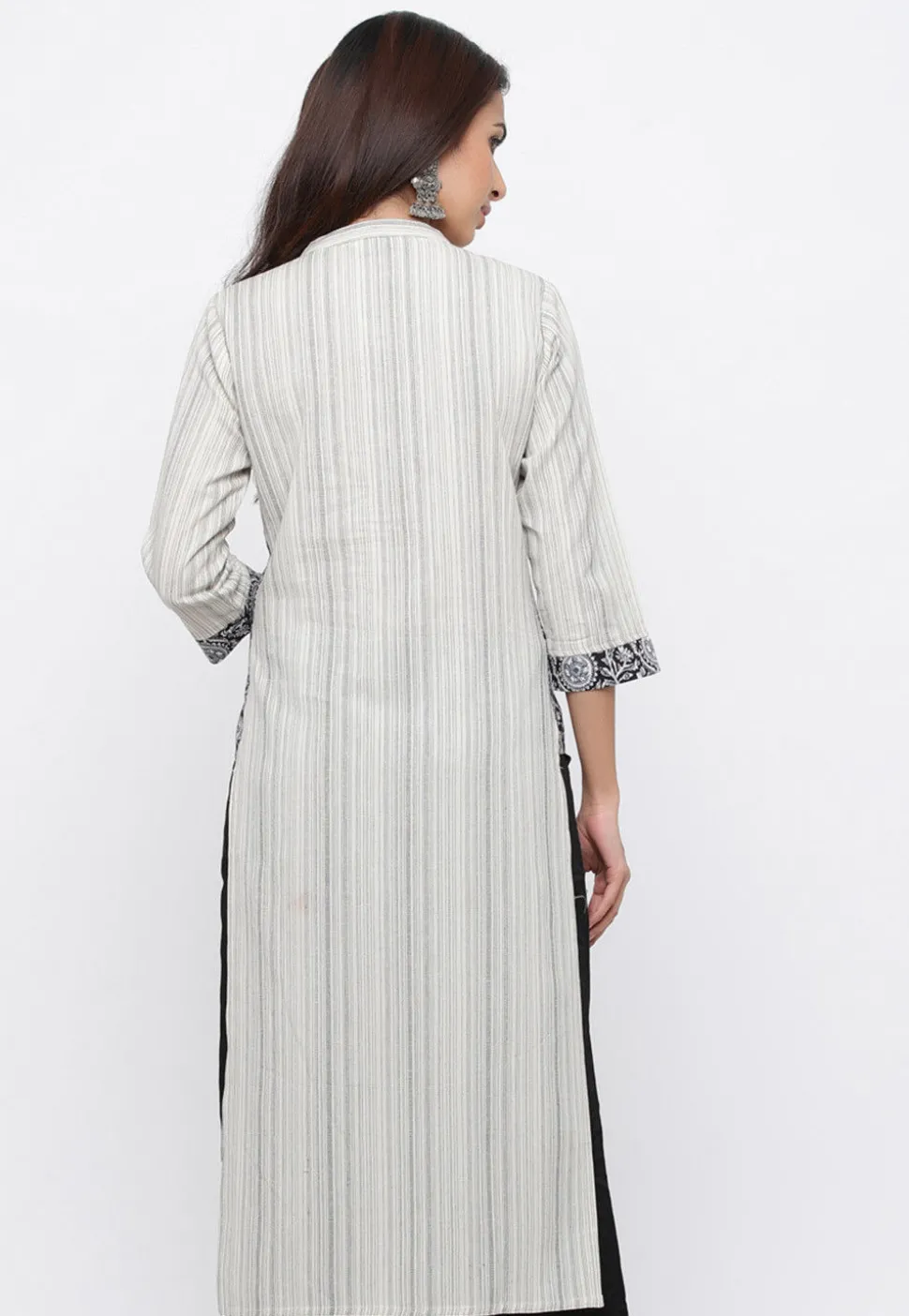 Woven Cotton Jacquard Straight Kurta in Off White