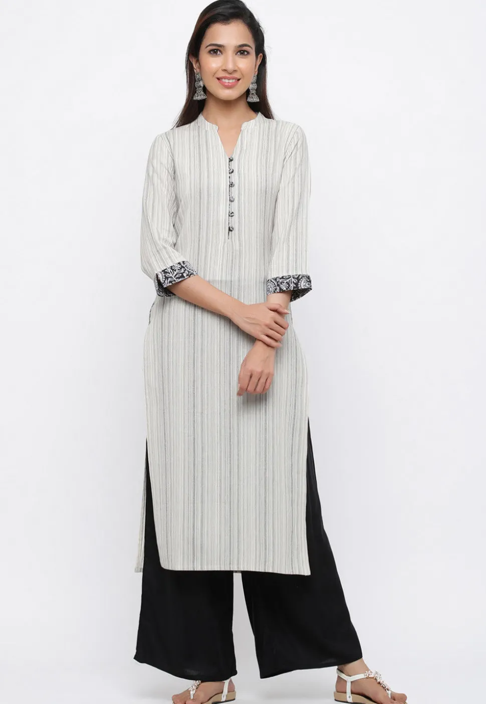 Woven Cotton Jacquard Straight Kurta in Off White