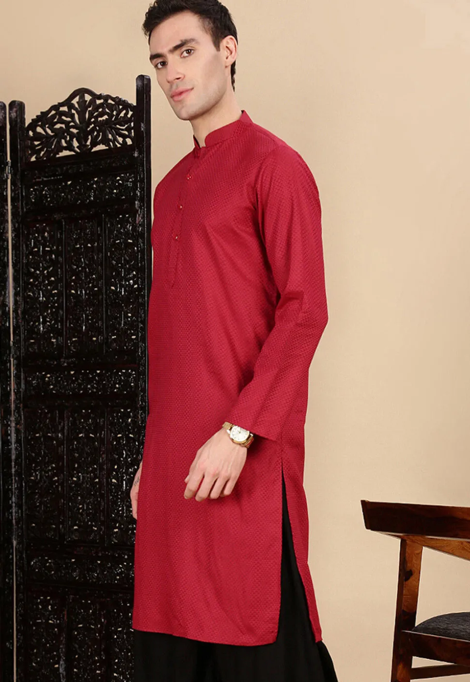 Woven Cotton Kurta in Maroon