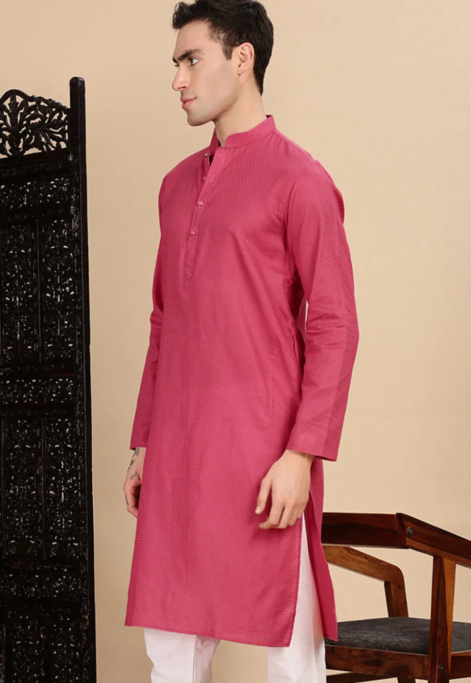 Woven Cotton Kurta in Pink