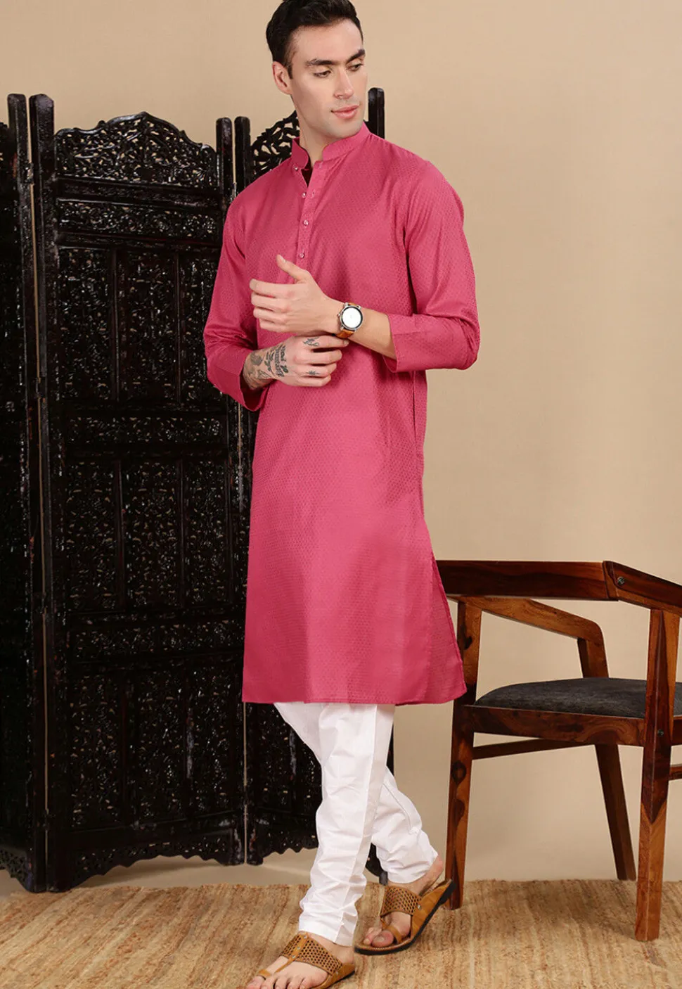 Woven Cotton Kurta in Pink