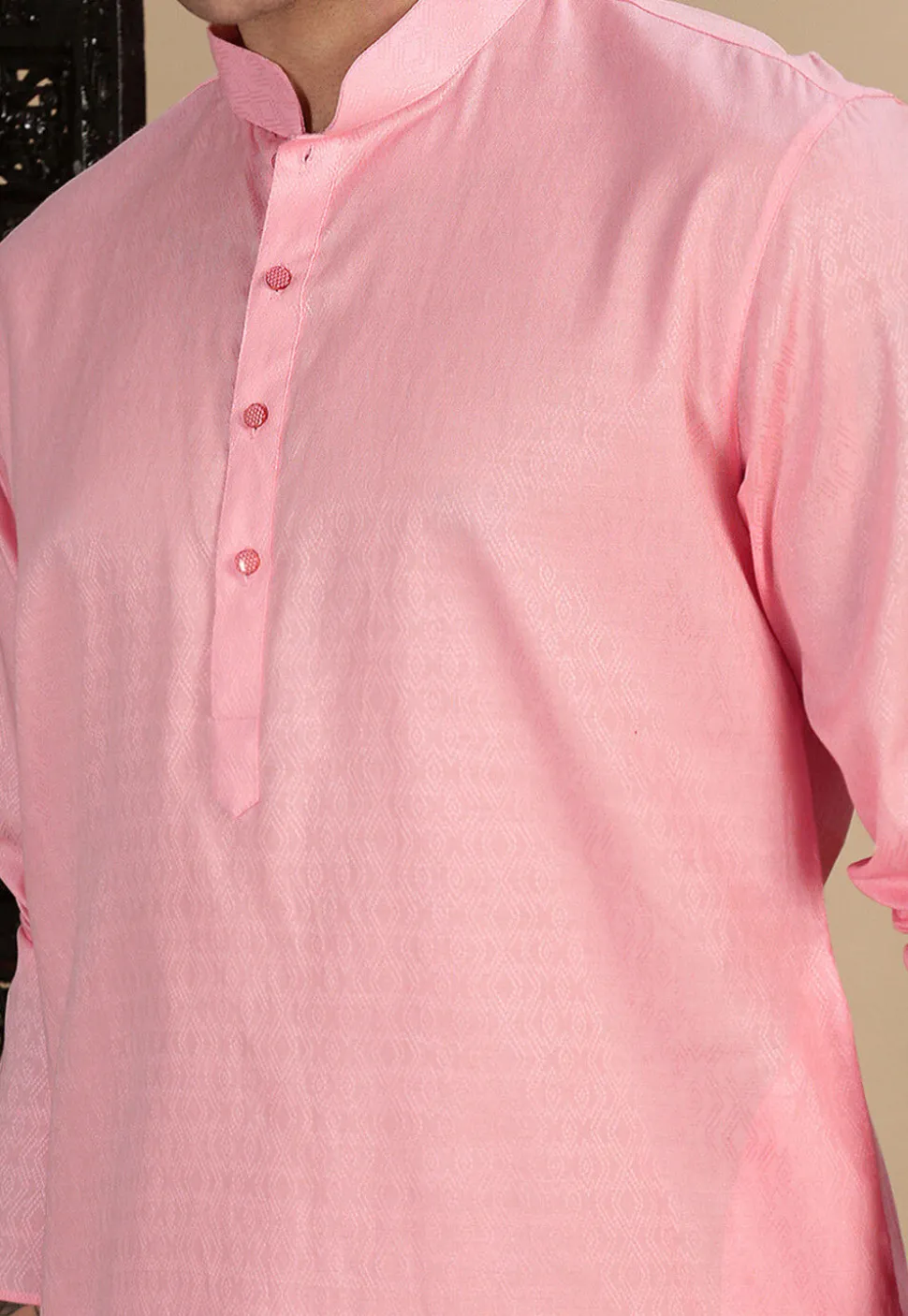 Woven Cotton Kurta in Pink