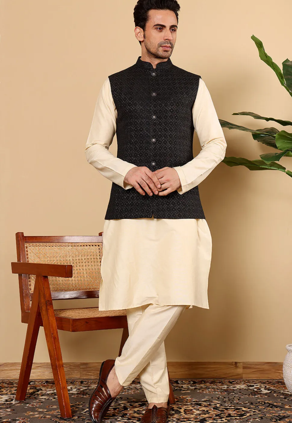 Woven Cotton Kurta Set in Light Beige and Black