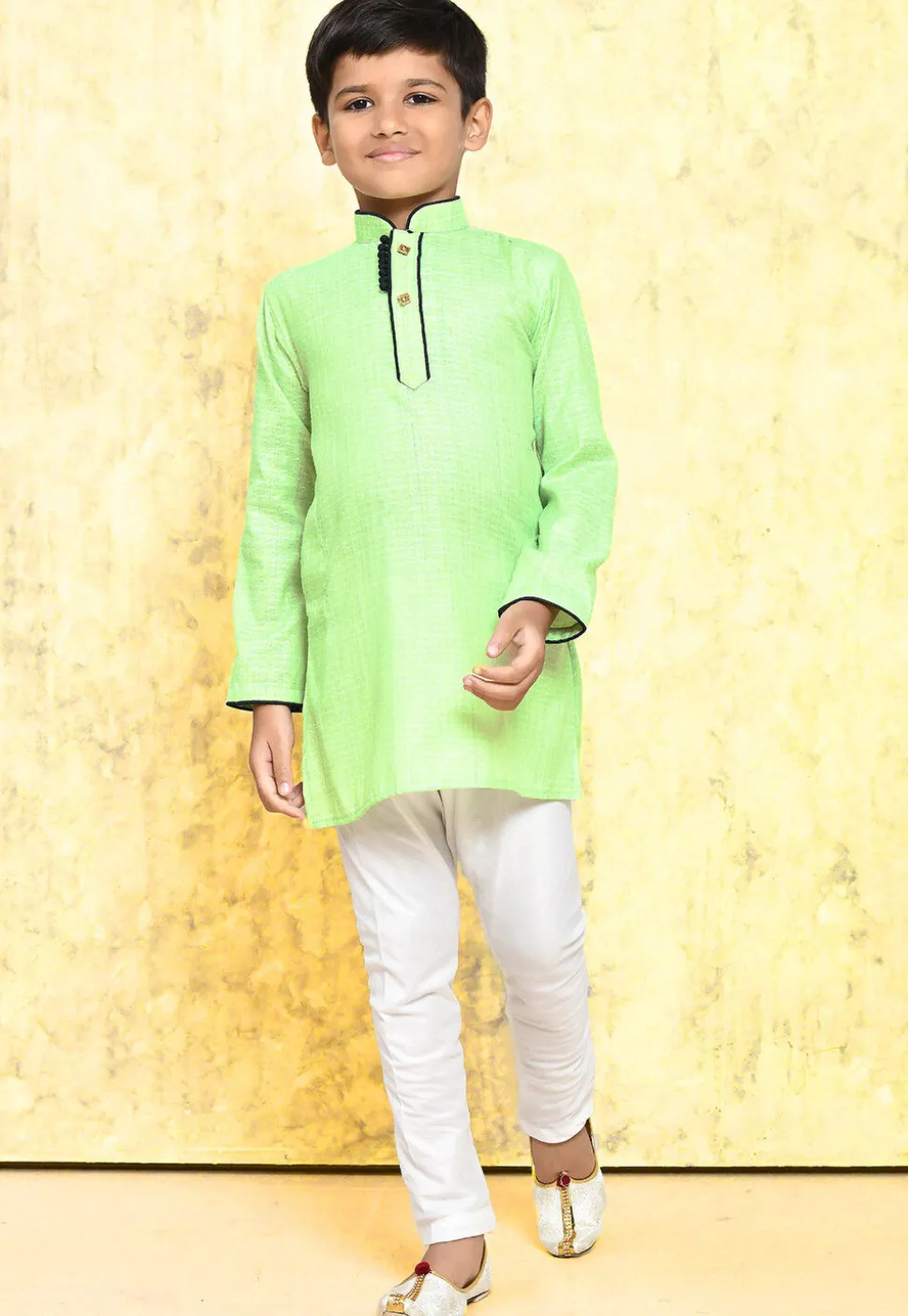 Woven Cotton Kurta Set in Light Green