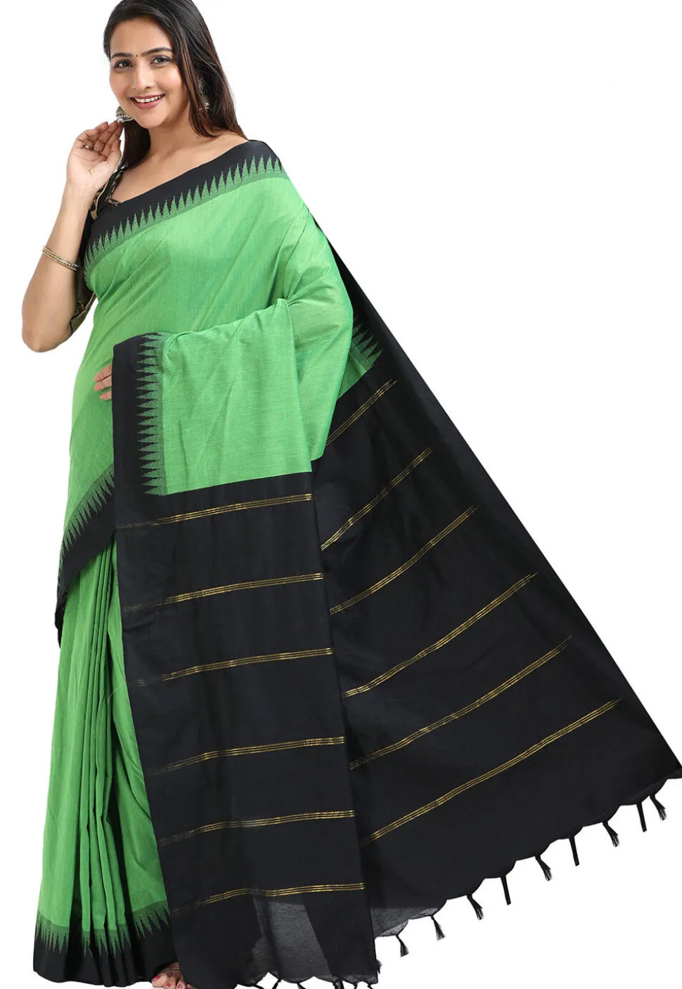 Woven Cotton Saree in Light Green