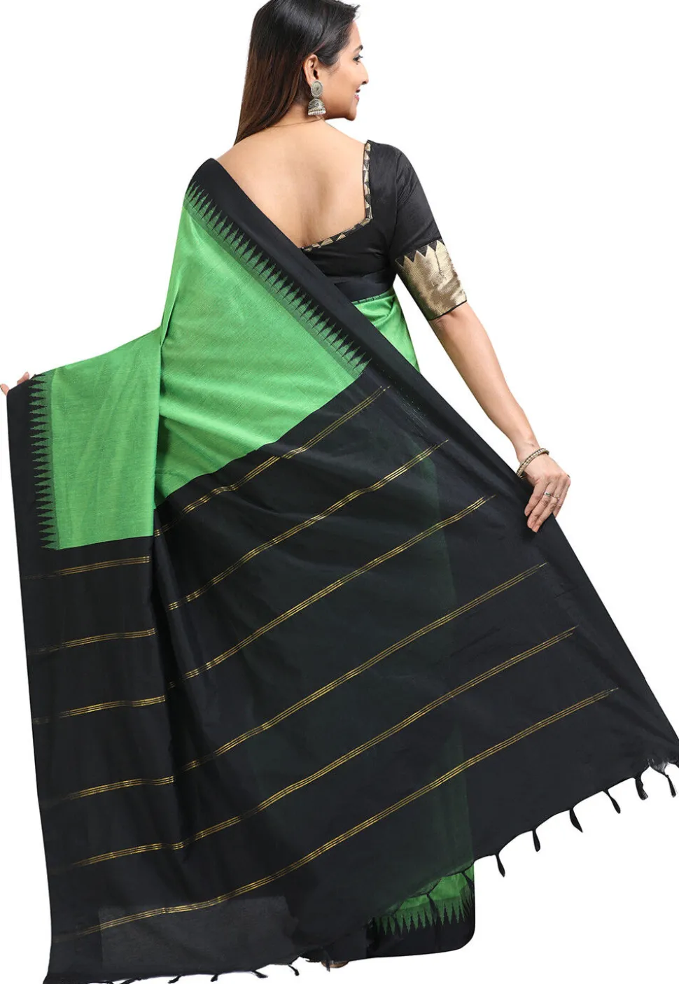 Woven Cotton Saree in Light Green