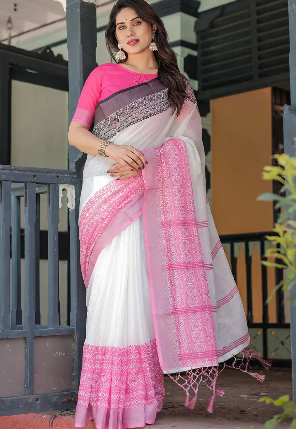 Woven Cotton Saree in Off White