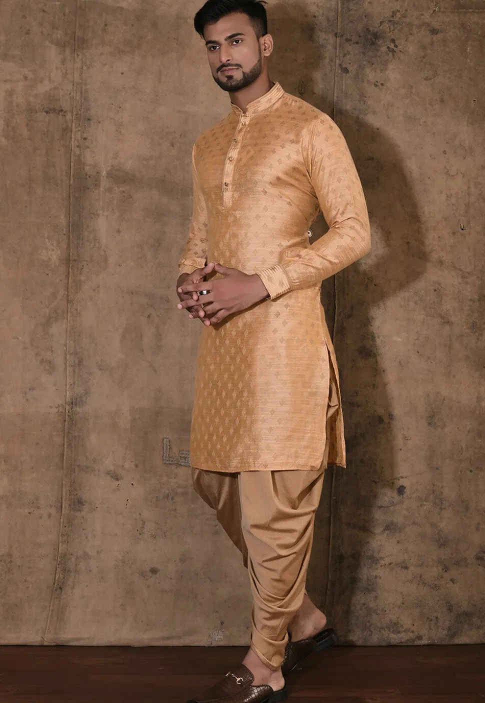 Woven Cotton Silk Jacquard Kurta Set in Beige