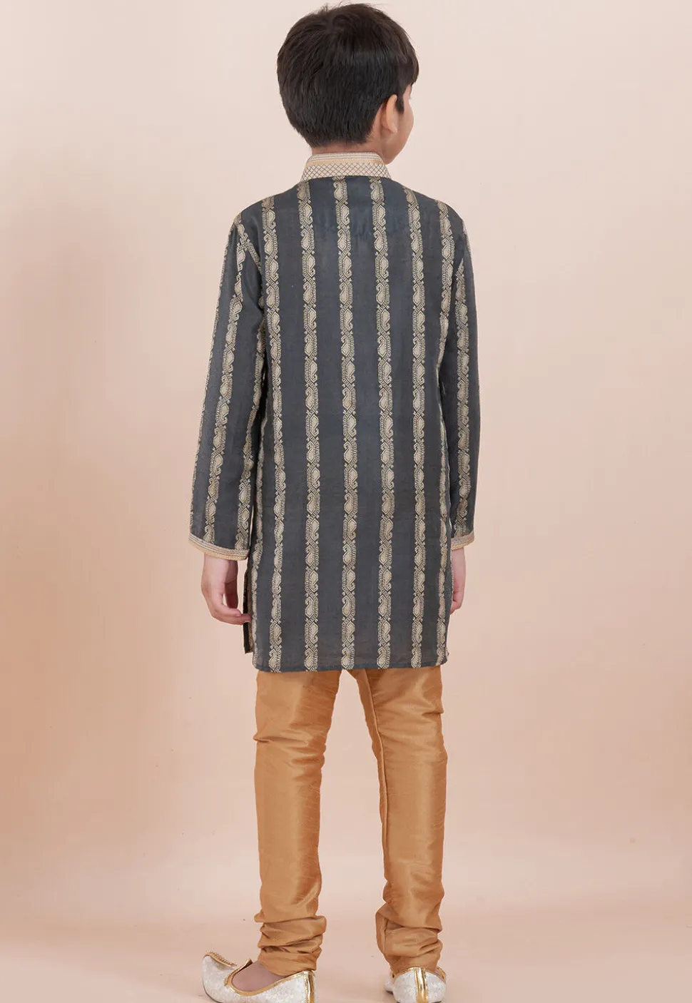 Woven Cotton Silk Jacquard Kurta Set in Dark Grey