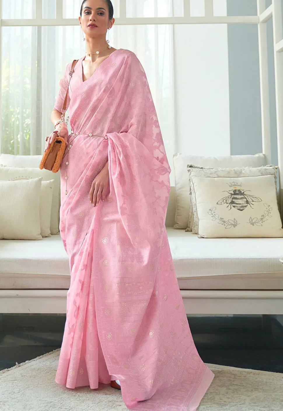 Woven Cotton Silk Saree in Pink