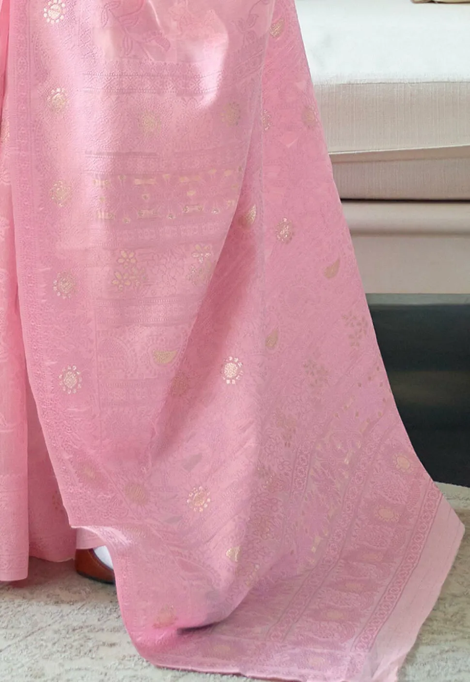 Woven Cotton Silk Saree in Pink