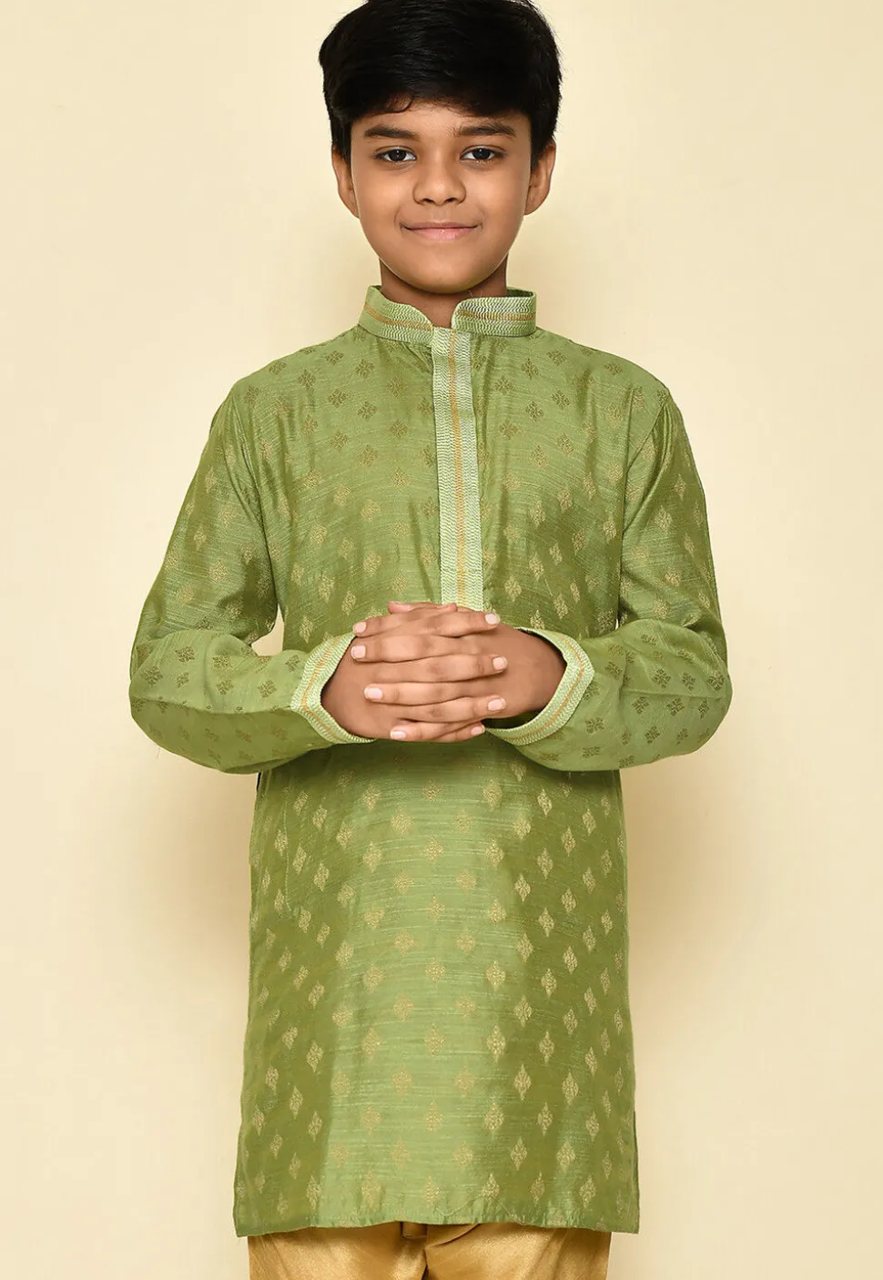 Woven Dupion Silk Kurta in Green