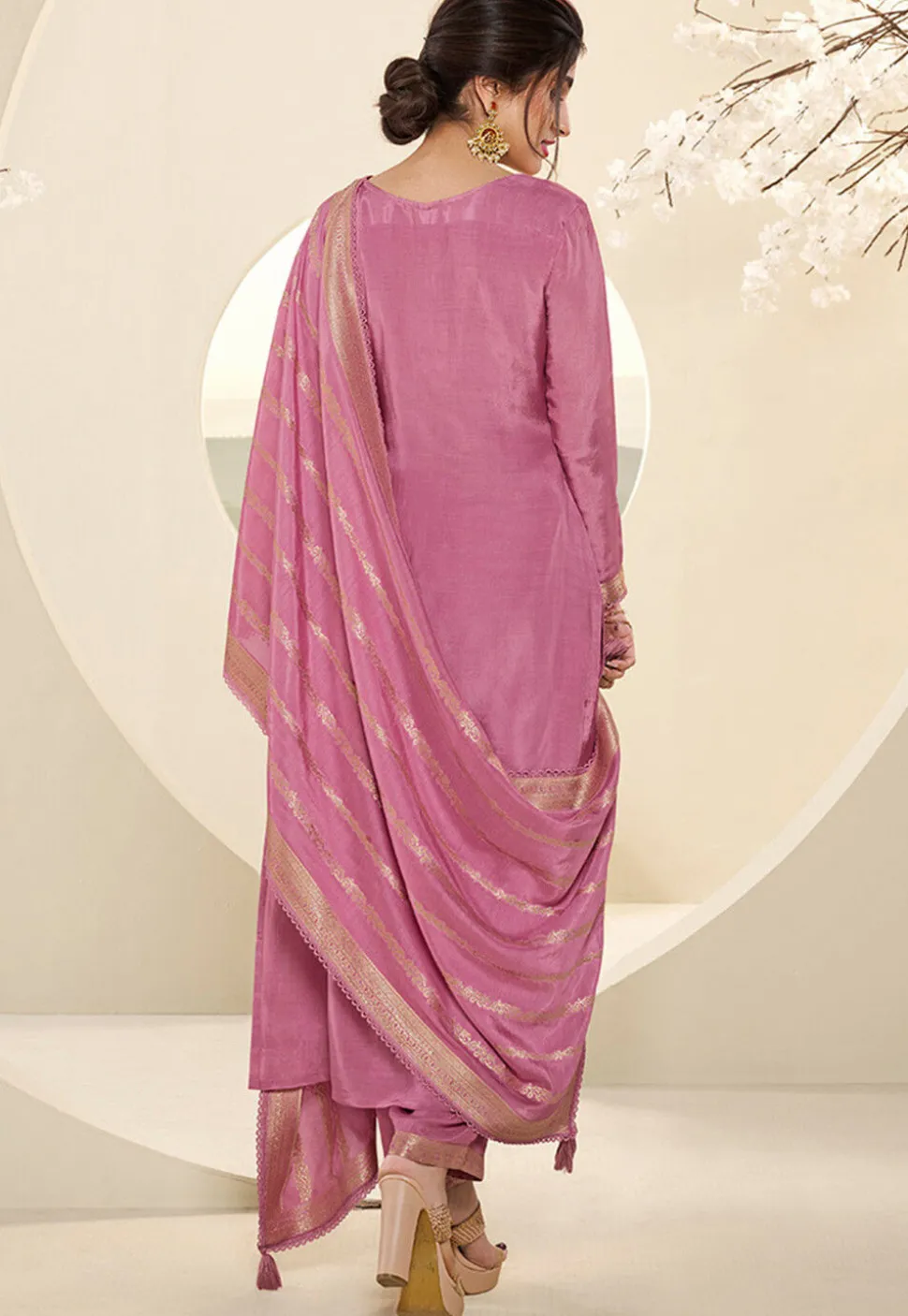 Woven Muslin Silk Jacquard Pakistani Suit in Pink