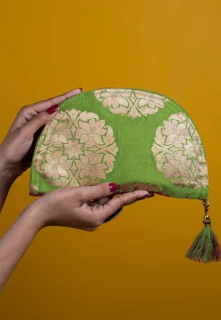 Woven Pure Silk Clutch Bag in Light Green