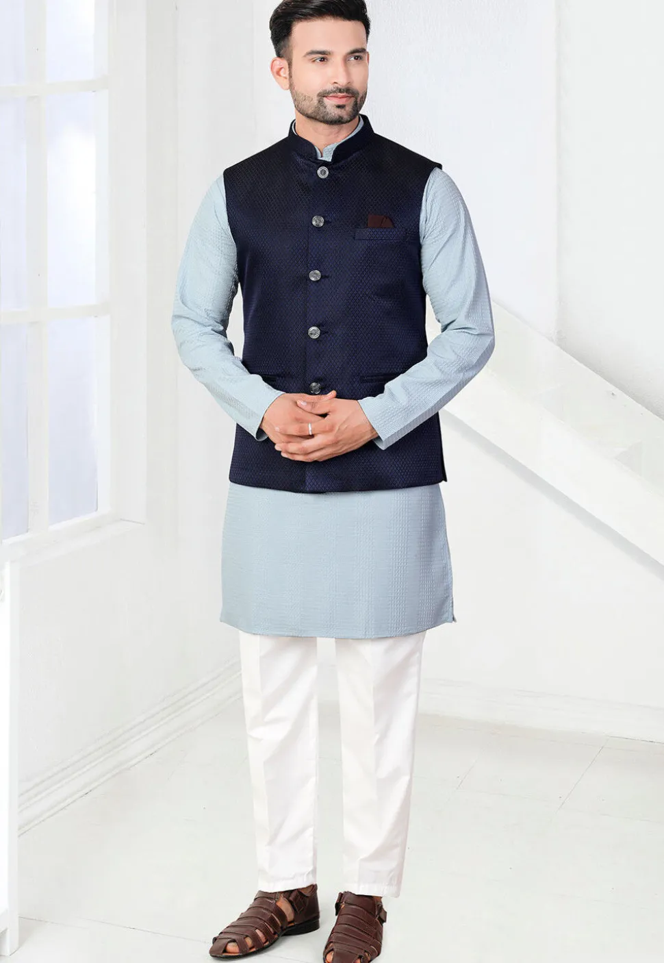 Woven Rayon Kurta Set in Blue
