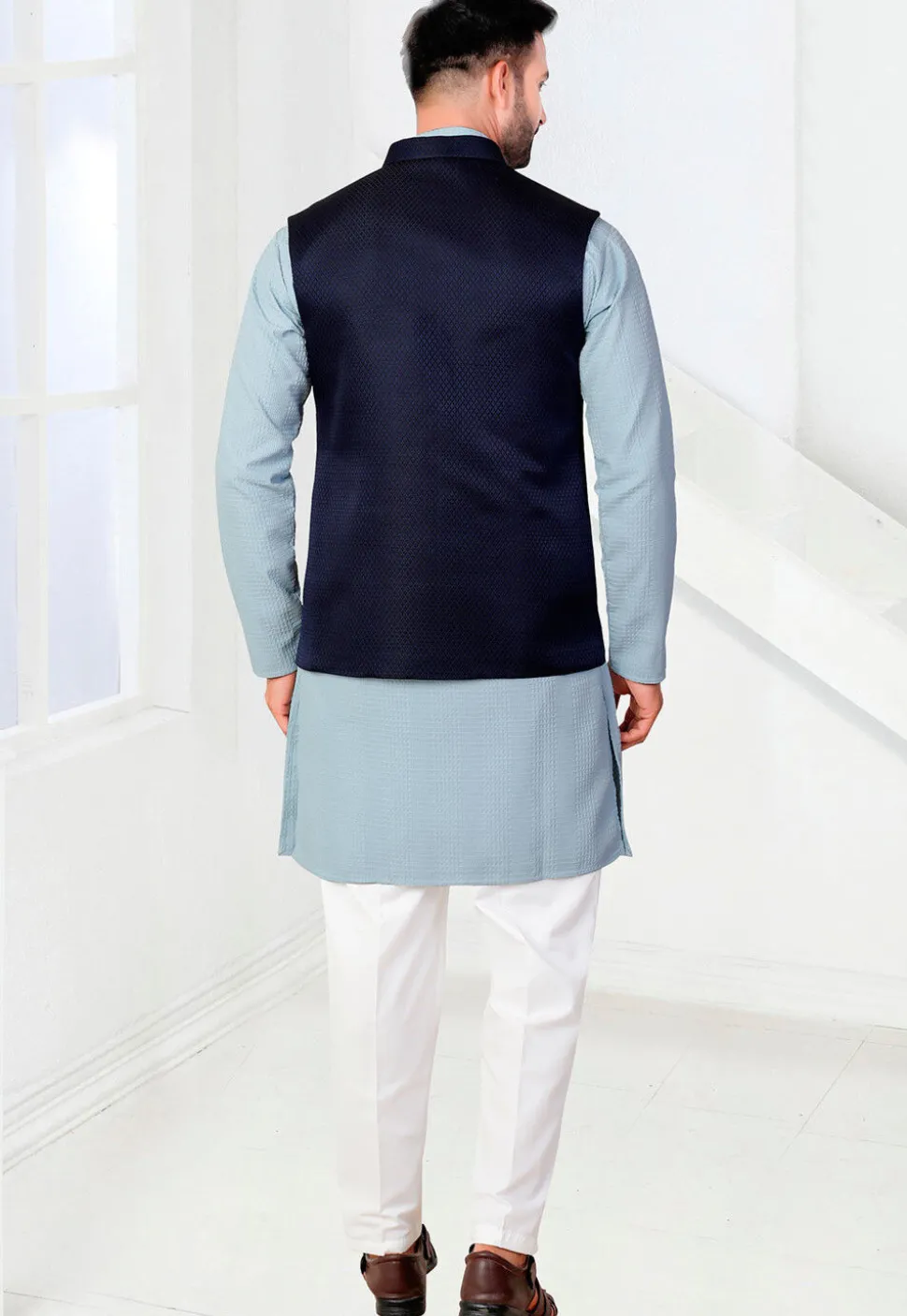 Woven Rayon Kurta Set in Blue
