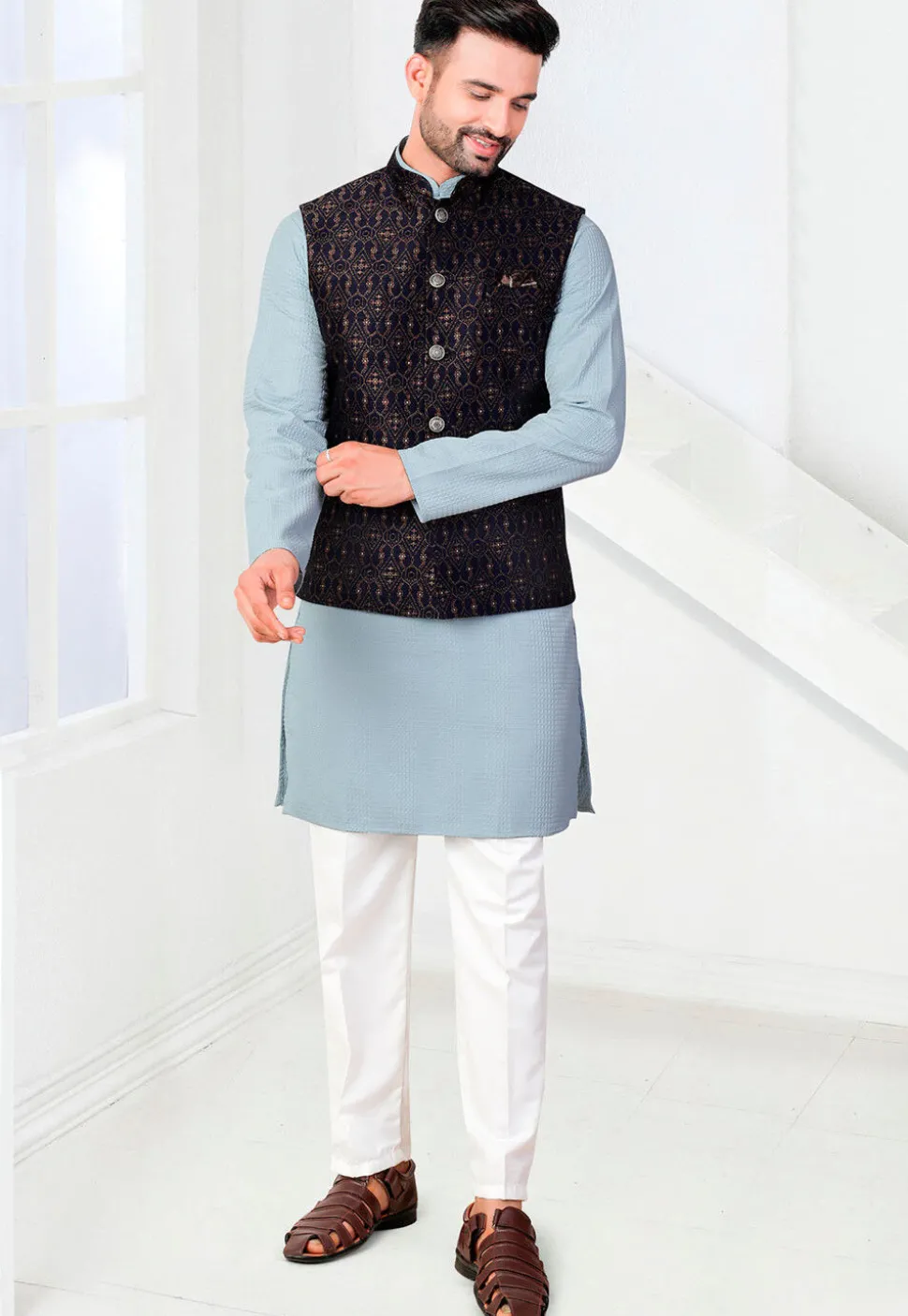 Woven Rayon Kurta Set in Blue