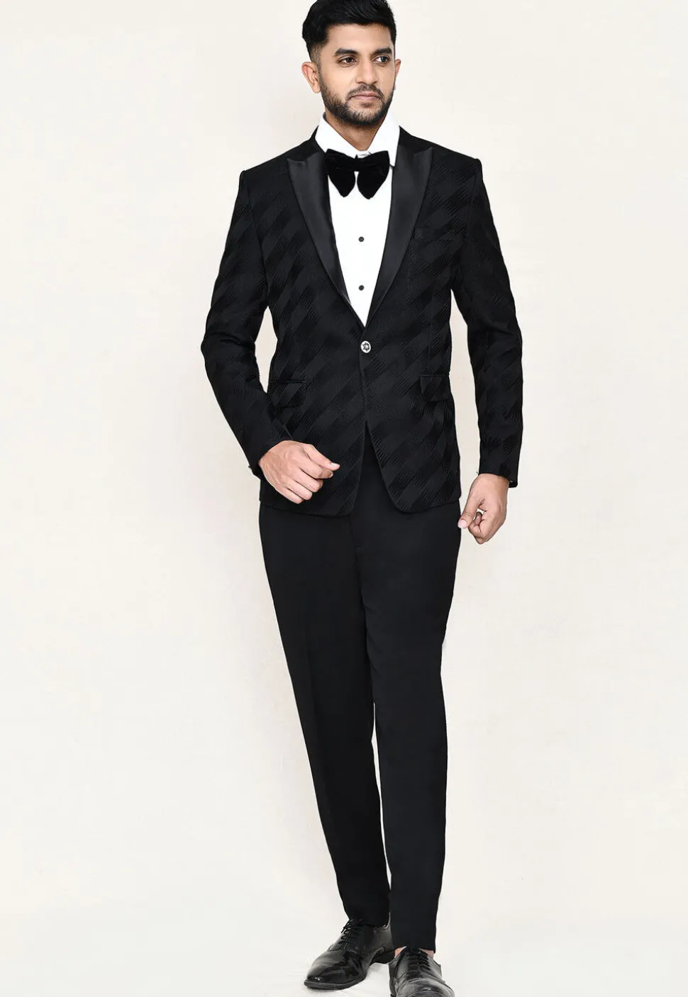 Woven Satin Silk Tuxedo in Black