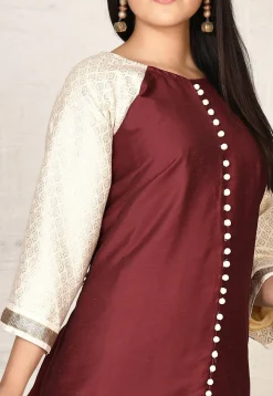 Woven Sleeve Cotton Silk Front Slit Kurta in Maroon