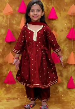Woven Taffeta Silk Jacquard in Maroon